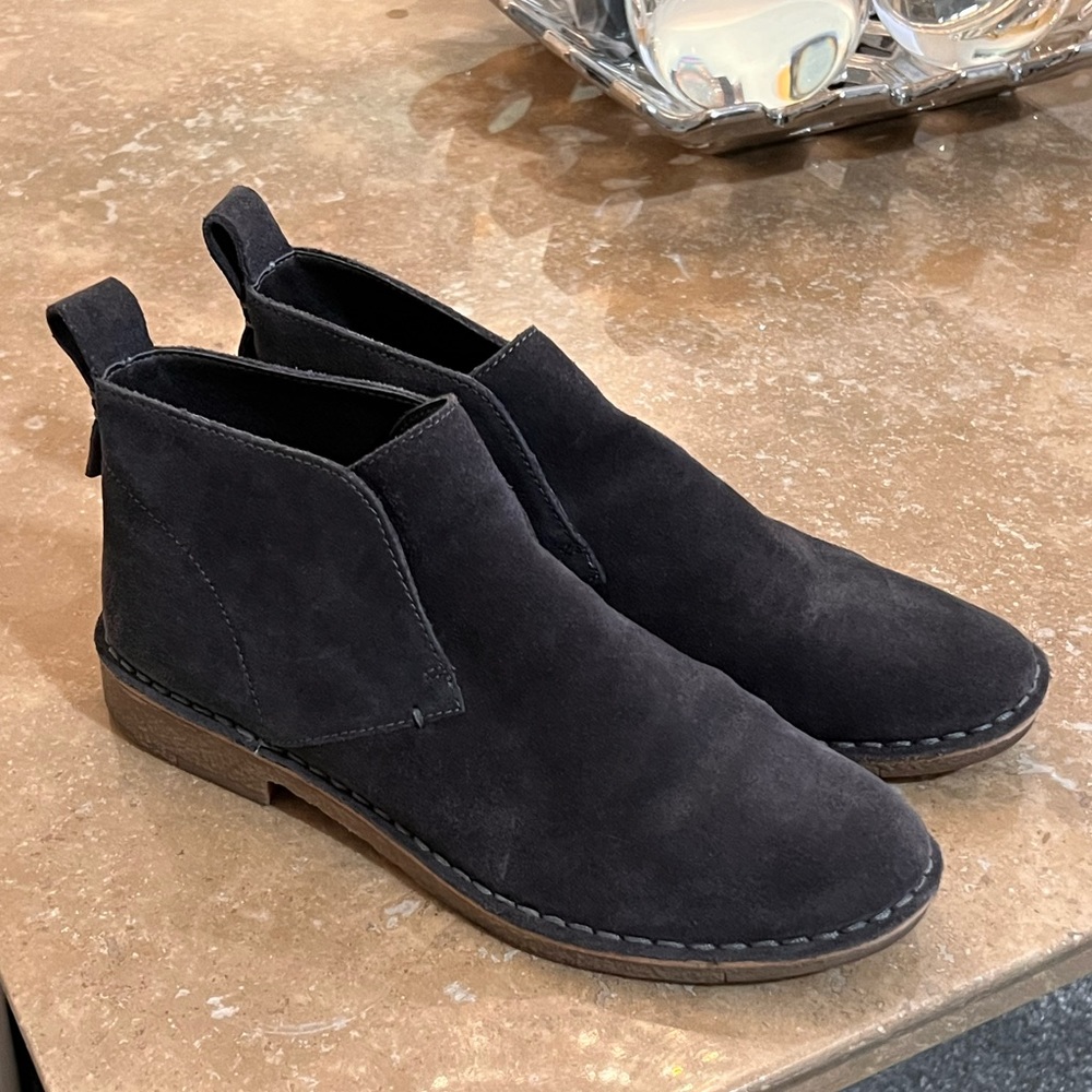 Hush Puppies / Slip on  / Navy Suede